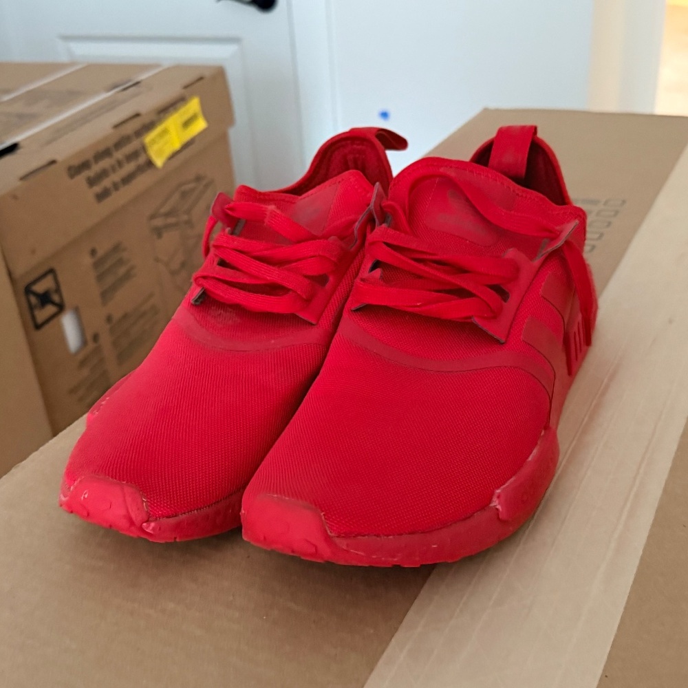 Adidas Sneakers